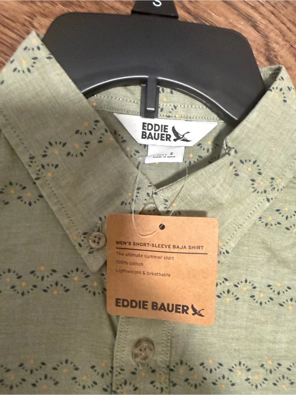 Eddie Bauer Men's Baja Short-Sleeve Print Shirt in the color Dusty Sage S NEW